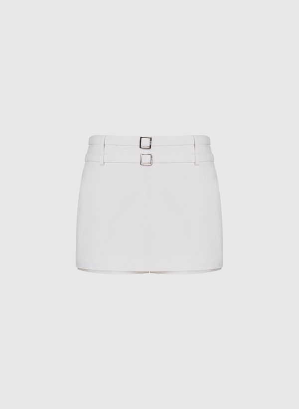 06110921_11_1-SHORTS-SAIA-YAS