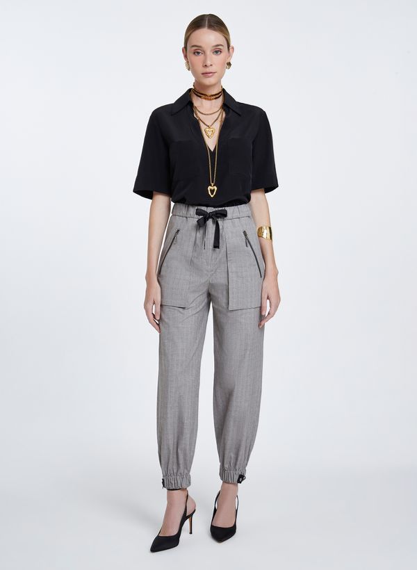 11034510_09_2-BLUSA-MATTIS-PRETA