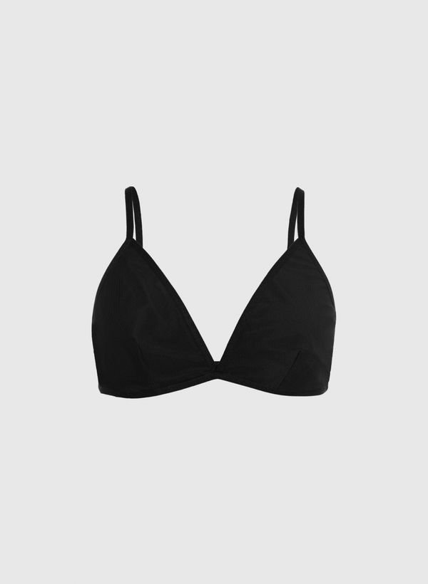 08070091_09_1-TOP-BASIC-TRIANGULO-PRETO
