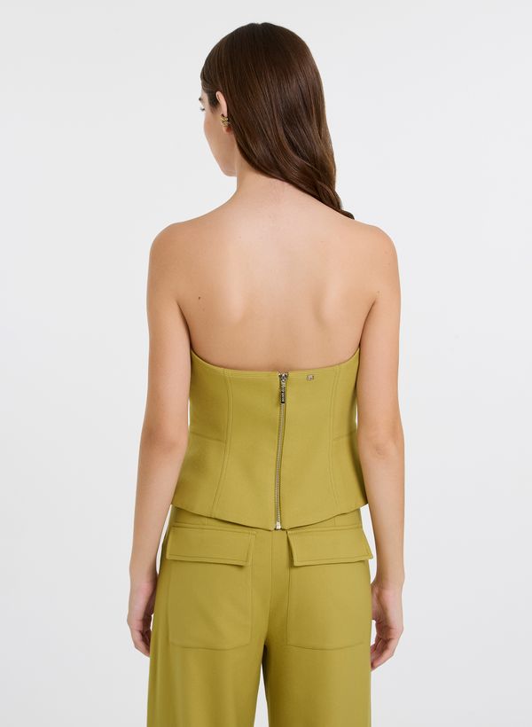 08300167_51_4-TOP-JULIE