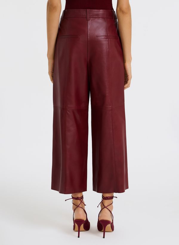 18140290_35_4-CALCA-LITA-CHERRY-COURO