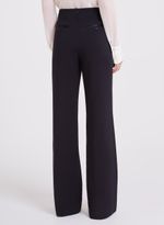 18112871_09_4-CALCA-PIA