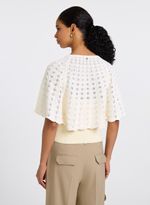 23191487_11_4-PELERINE-AMBER-OFF-TRICOT