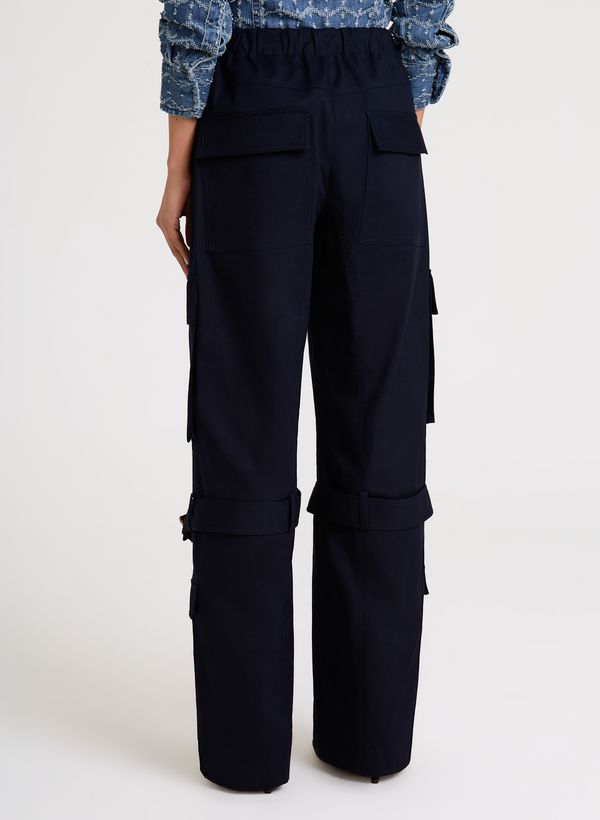 18014524_48_4-CALCA-ASTRID-PAULA