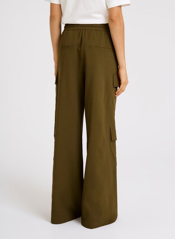 18112943_24_4-CALCA-SOPHIE