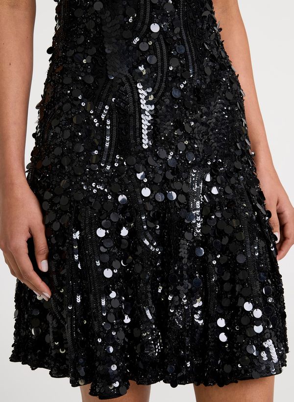 15044174_09_5-VESTIDO-ALICE-PRETO