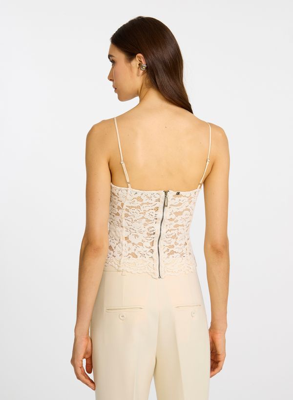 08111443_01_5-TOP-WILLA-MYRA