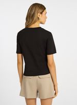 11220365_09_4-CAMISETA-ESSENTIAL-BLACK