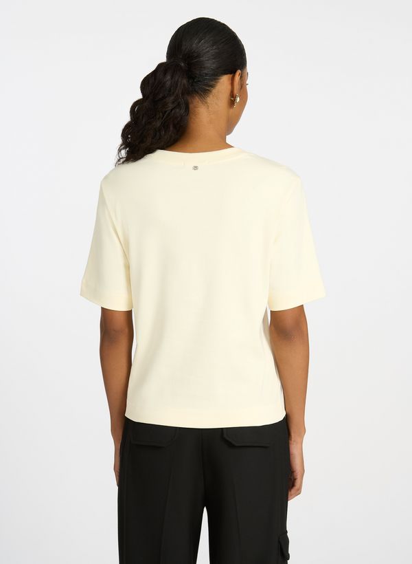 11220366_01_4-CAMISETA-ESSENTIAL-VANILLA