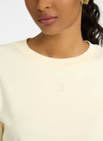 11220366_01_5-CAMISETA-ESSENTIAL-VANILLA