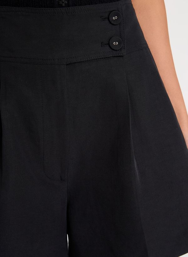 06040440_09_5-SHORTS-ANNA