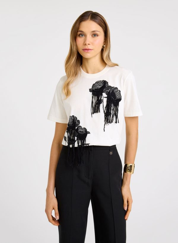 11220370_11_3-CAMISETA-BLACK-BLOOM