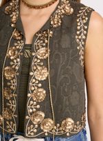 27010240_25_5-COLETE-SANGEETA