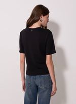 11220403_09_4-CAMISETA-ESSENTIAL-BLACK
