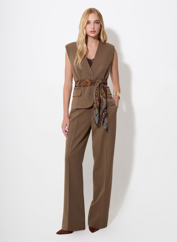 27040104_24_2-COLETE-JOY-BROWN