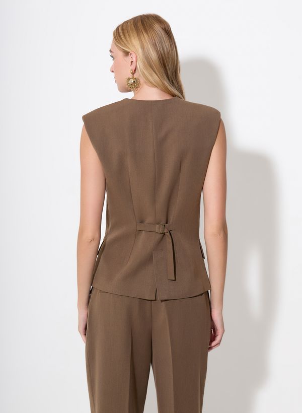 27040104_24_4-COLETE-JOY-BROWN